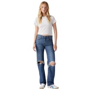 Levi's Mid-Rise Boyfriend Jeans, New no tags